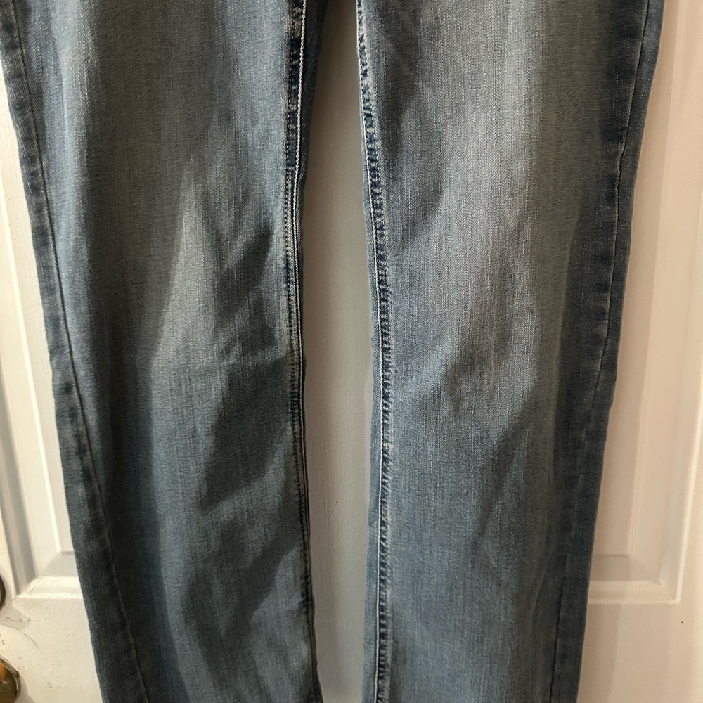 FOREVER 21 Premium Curved Straight Jeans Medium Light Wash‎ NWT Size 31. - Picture 4 of 12